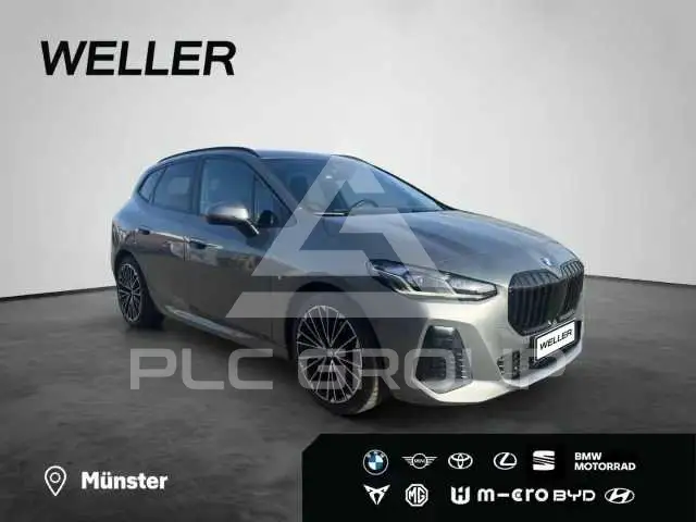 2022 BMW 218