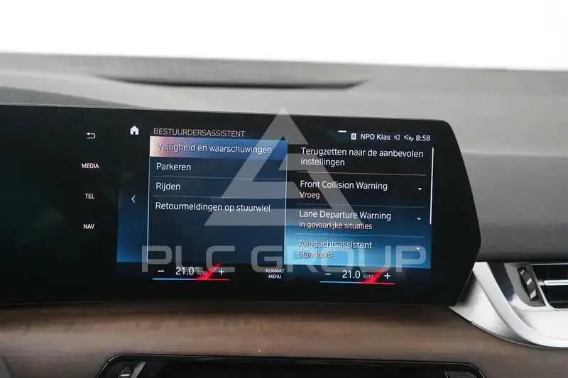 2022 BMW 218
