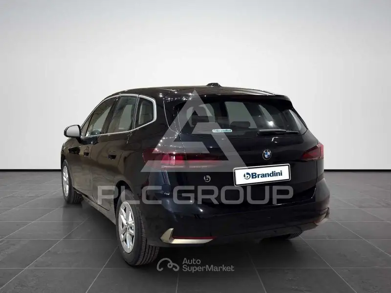 2022 BMW 218