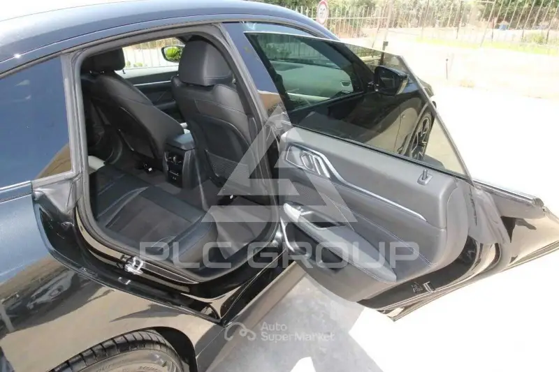 2022 BMW 218