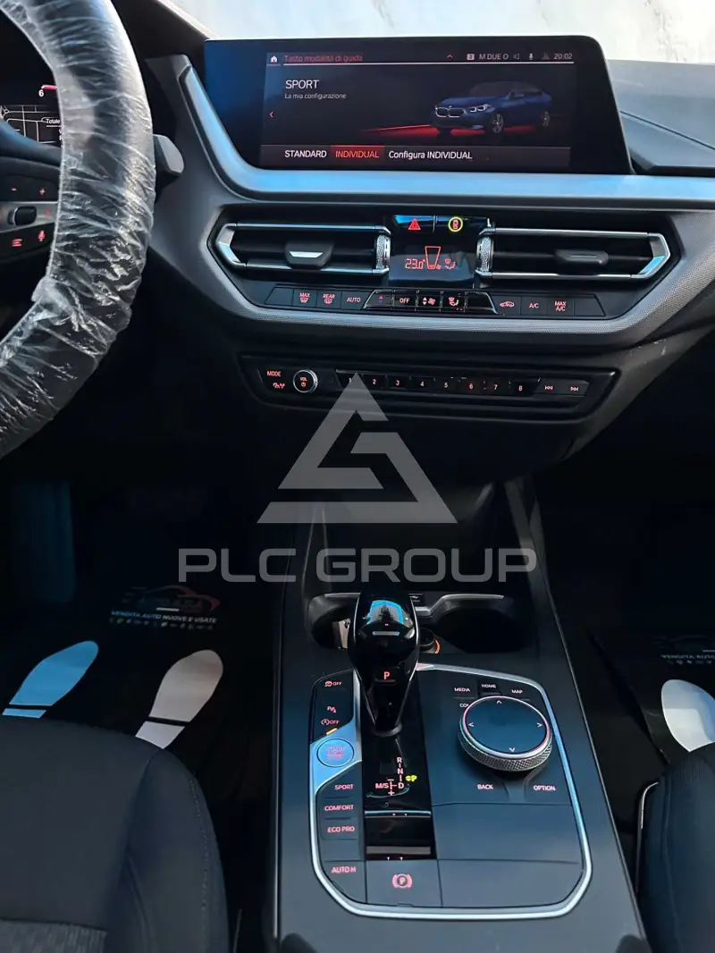 2022 BMW 218
