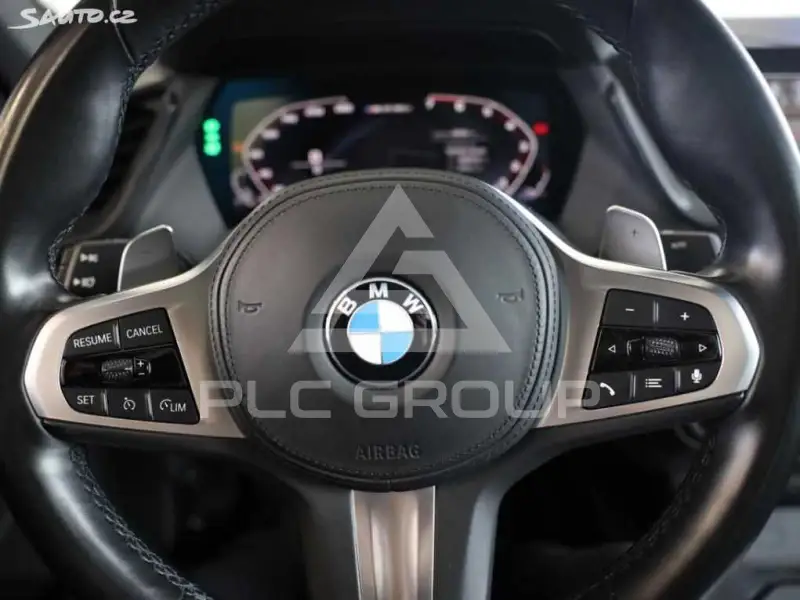 2022 BMW 218