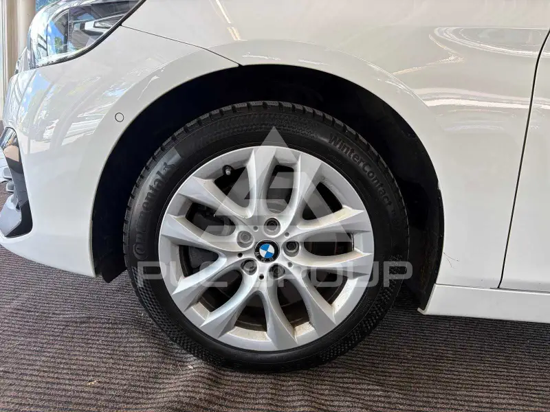 2022 BMW 218