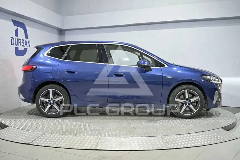 2022 BMW 218