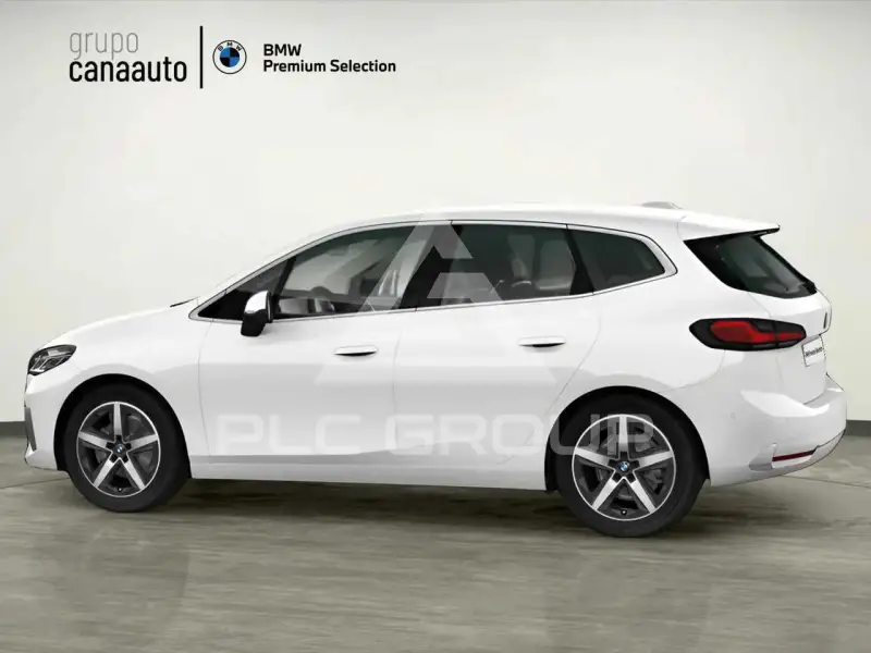 2022 BMW 218