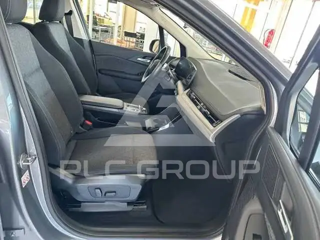 2022 BMW 218