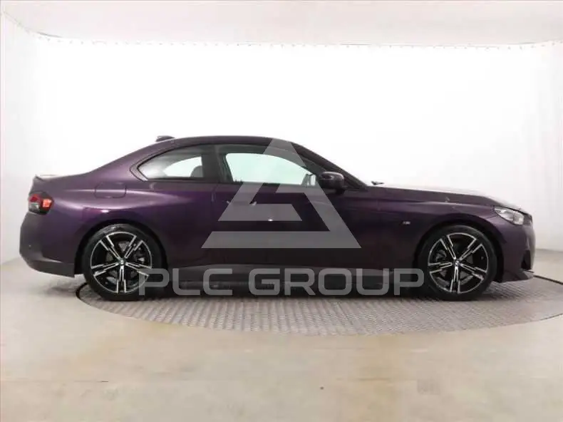 2022 BMW 218