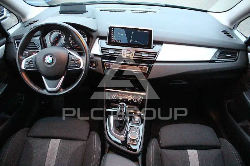 2022 BMW 218
