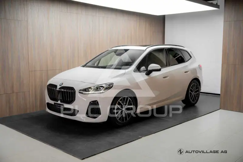 2022 BMW 218