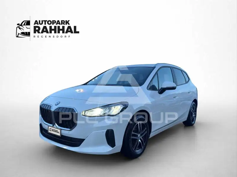 2022 BMW 218