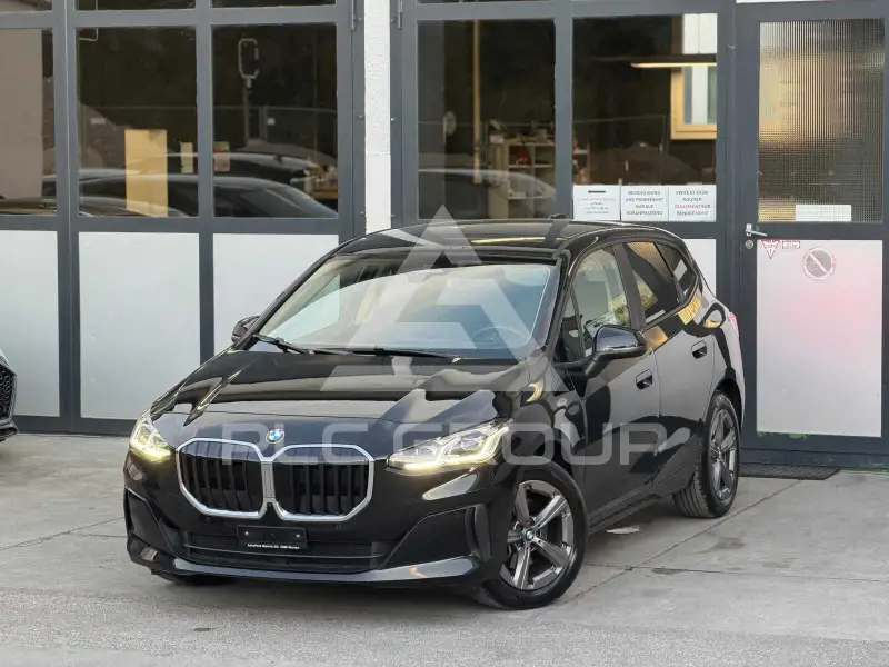 2022 BMW 218