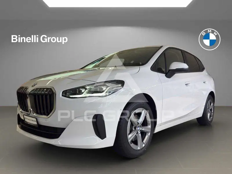 2022 BMW 218