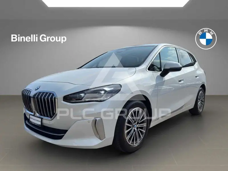 2022 BMW 218