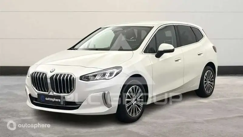 2022 BMW 218