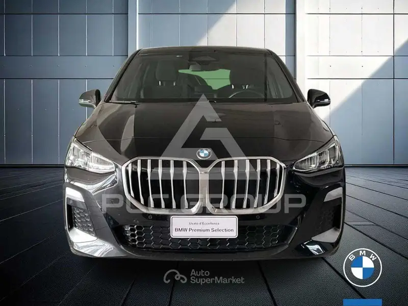 2022 BMW 218
