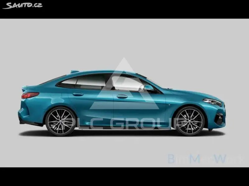 2022 BMW 218