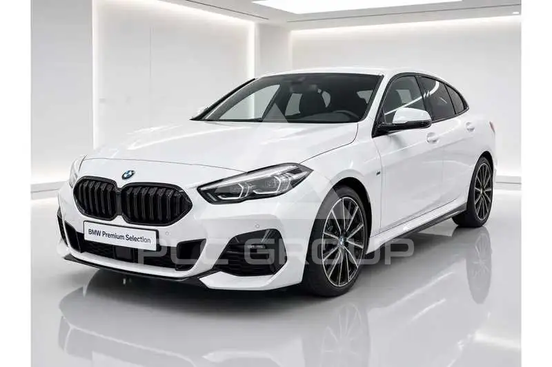 2022 BMW 218
