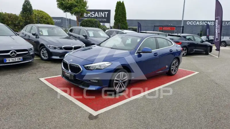 2022 BMW 218