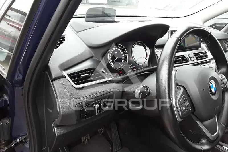 2022 BMW 218