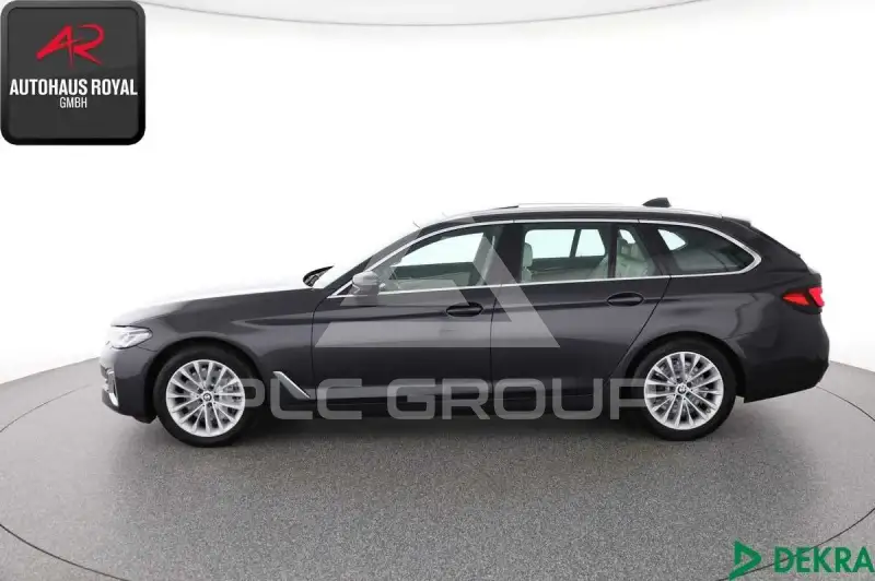 2022 BMW 523