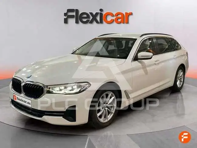 2022 BMW 523