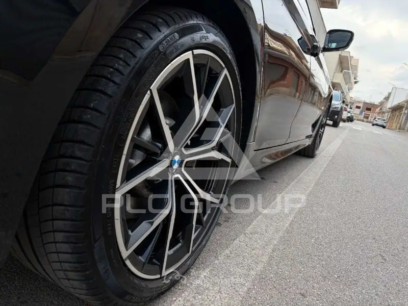 2022 BMW 523