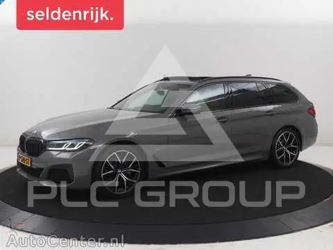 2022 BMW 523