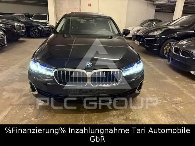 2022 BMW 523