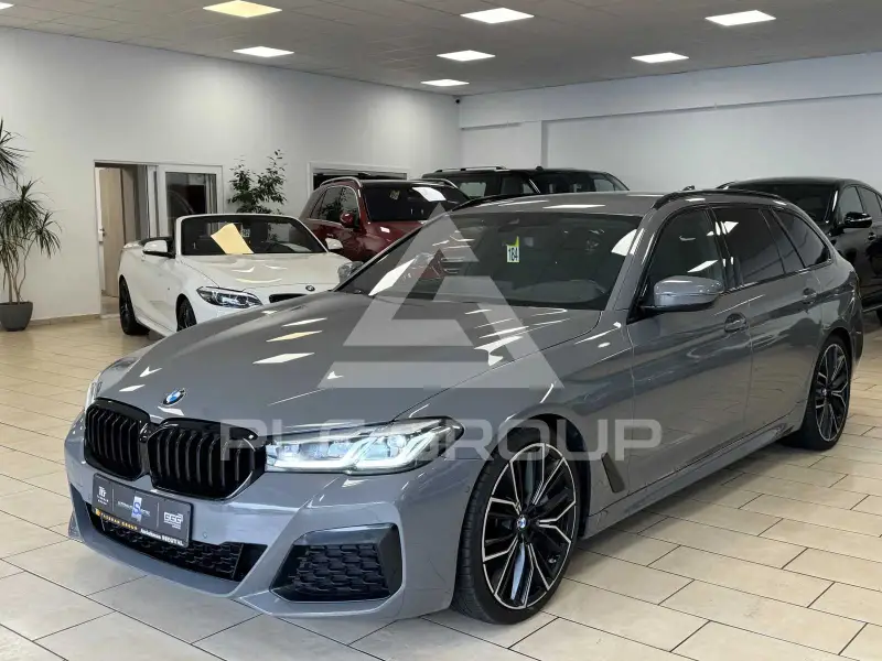 2022 BMW 523