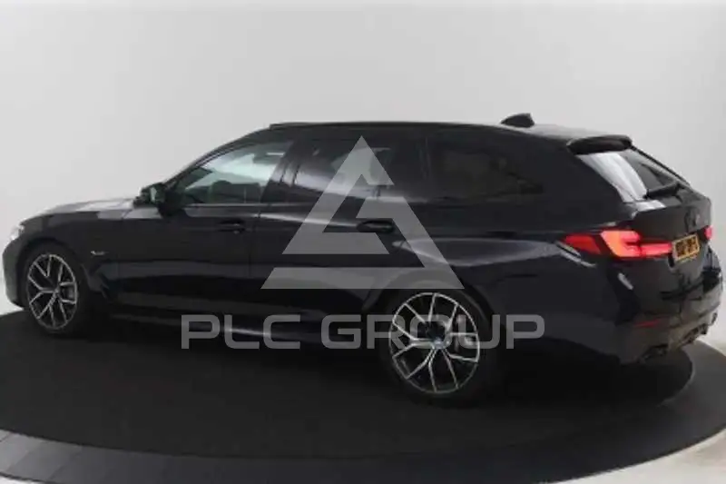 2022 BMW 523