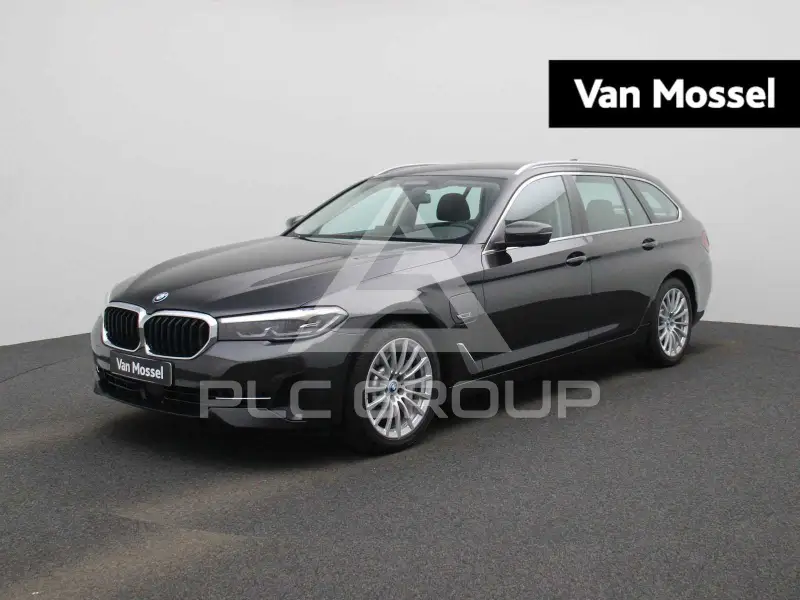 2022 BMW 523
