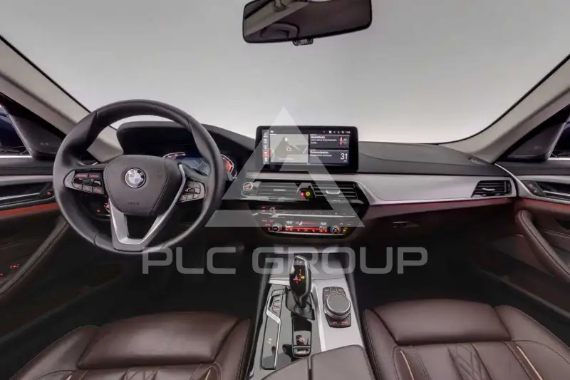 2022 BMW 523