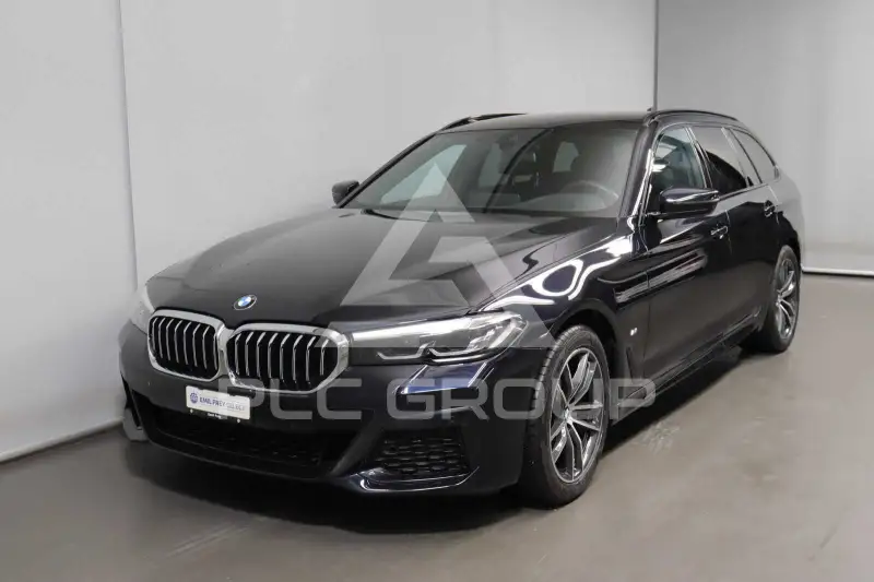 2022 BMW 523