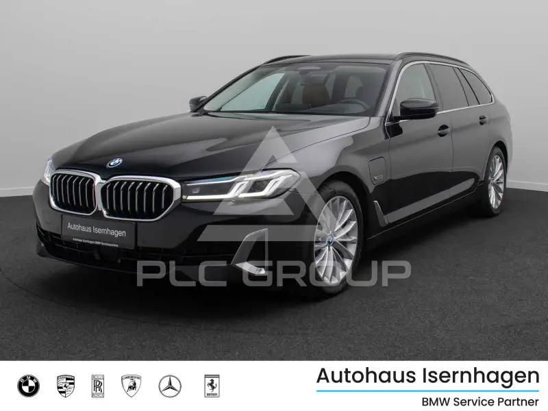 2022 BMW 523
