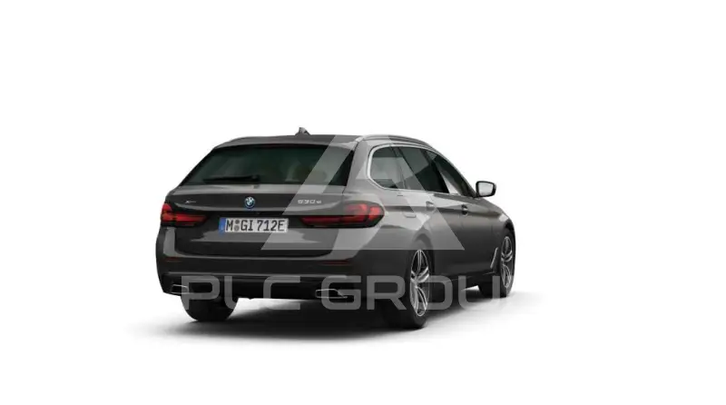 2022 BMW 523