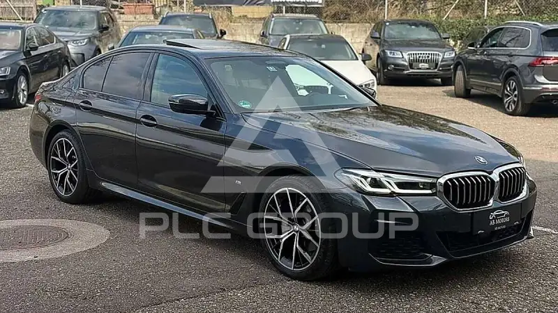 2022 BMW 523