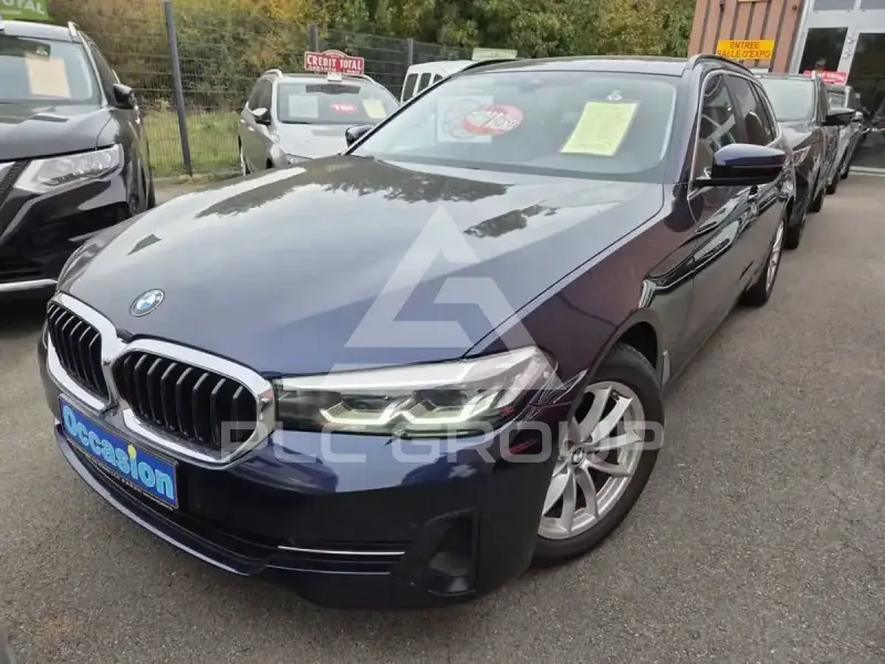 2022 BMW 523