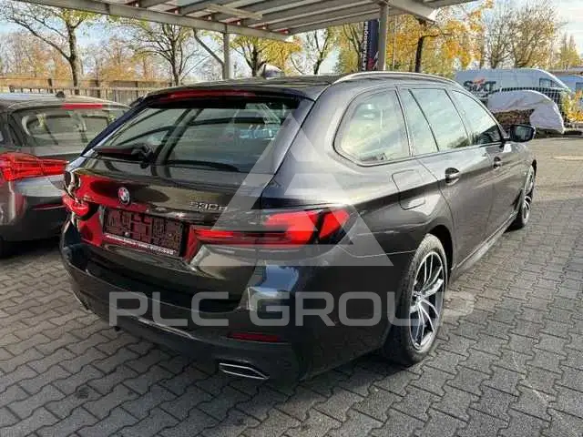 2022 BMW 523