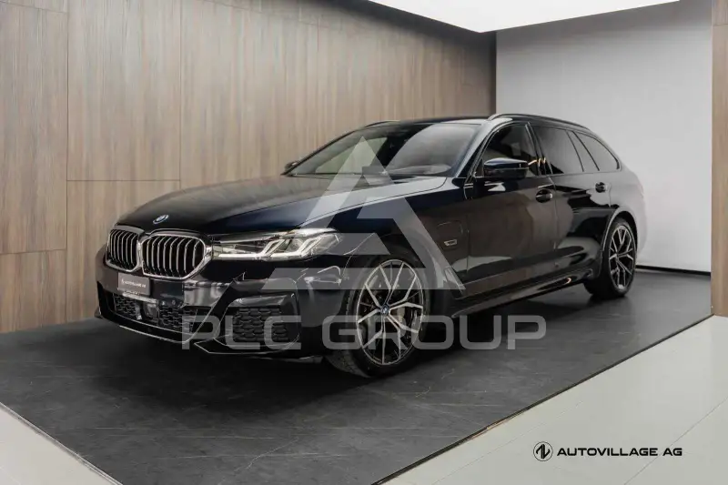 2022 BMW 523