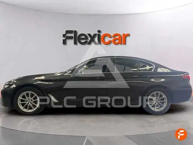 2022 BMW 523
