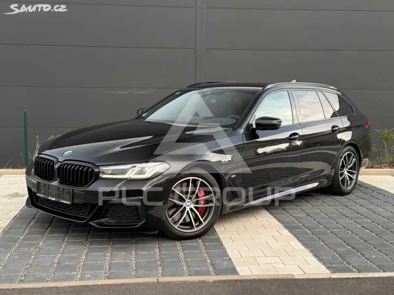 2022 BMW 523