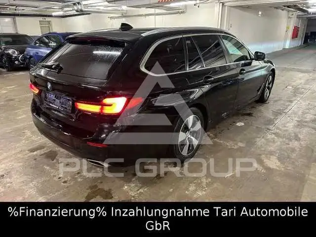 2022 BMW 523