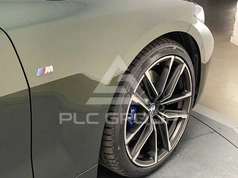 2022 BMW 523