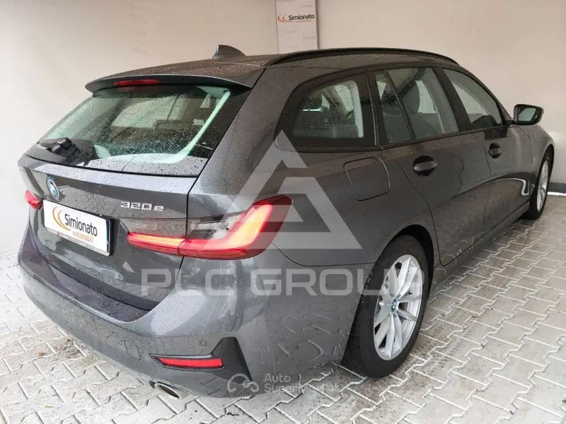 2022 BMW 330