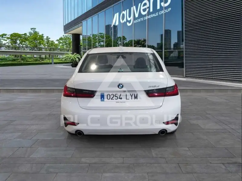 2022 BMW 330