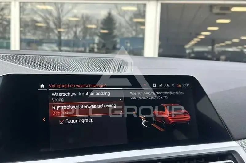 2022 BMW 330