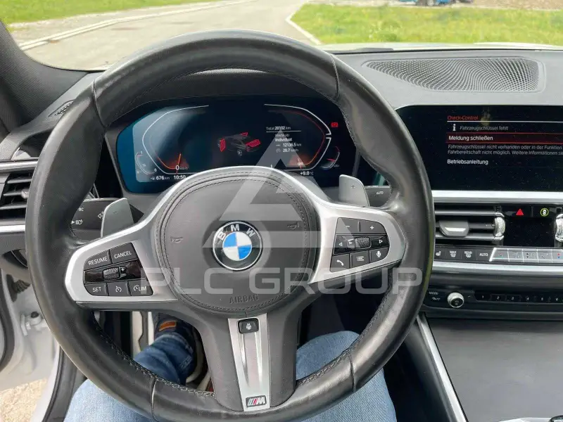 2022 BMW 330