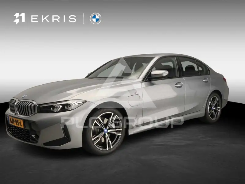 2022 BMW 330
