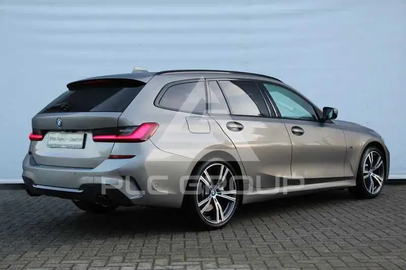 2022 BMW 330