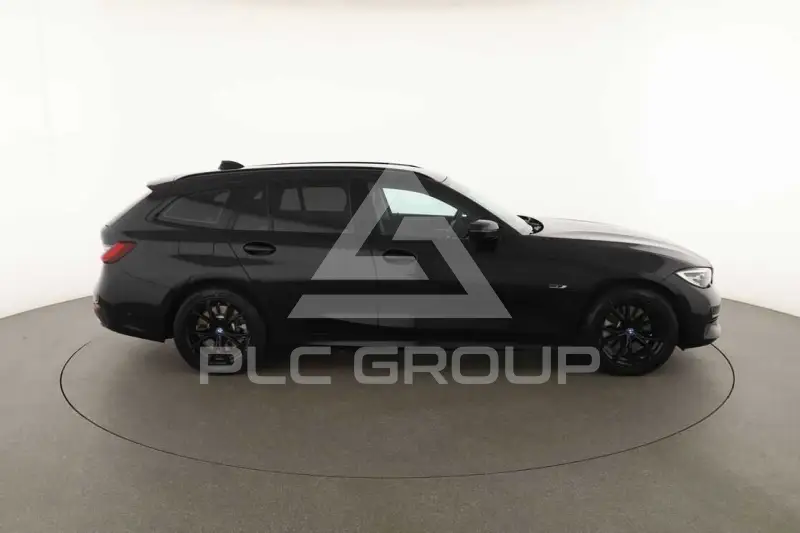 2022 BMW 330